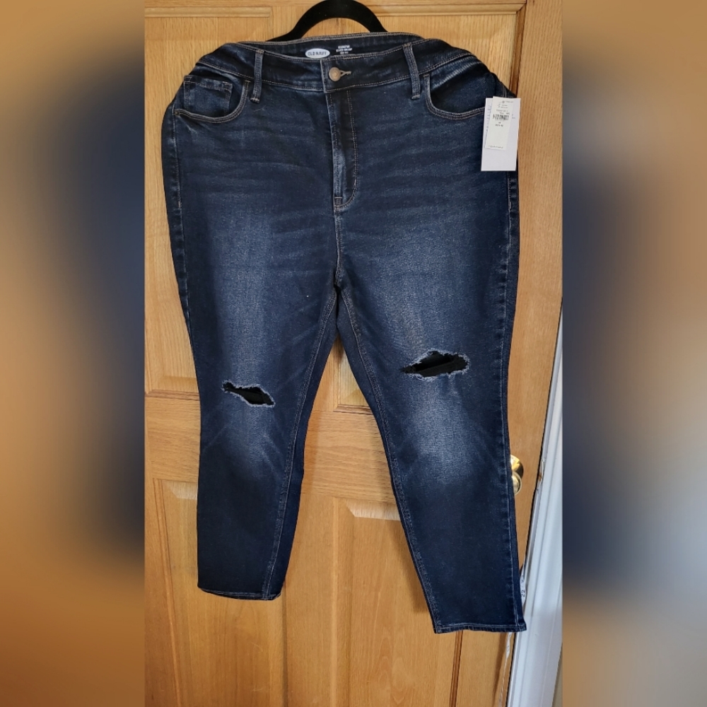 Super Skinny Rockstar Distressed Jeans